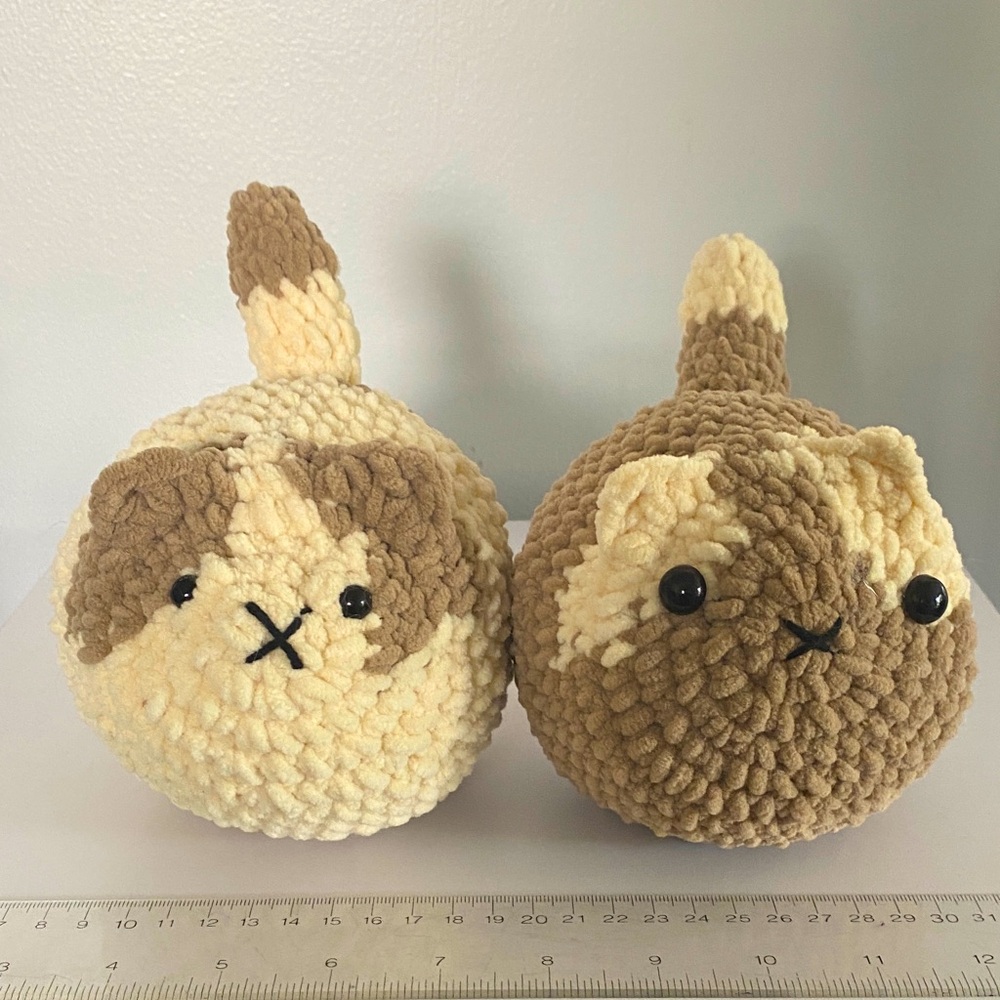 Handmade Crochet Loaf Cat - Siamese Set